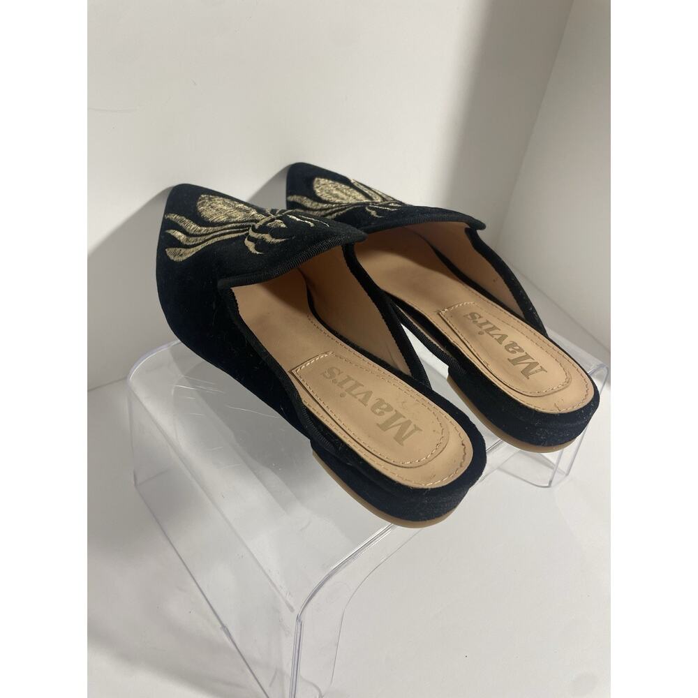 Mavirs Black Velvety w/ Gold Embroidery Slide Ons Size 8 NWOT - Picture 4 of 10